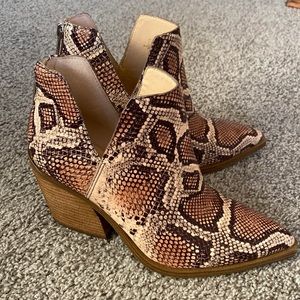 Vince Camuto booties